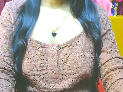 Snapshot of ishmita99 chatting on 03.02.25 ishmita99 online show from 03.02.25