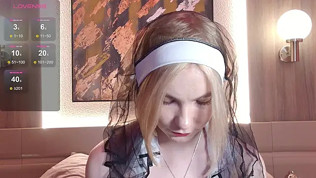 Snapshot of Roxana_perry chatting on 03.15.25 Roxana perry online show from 03.15.25