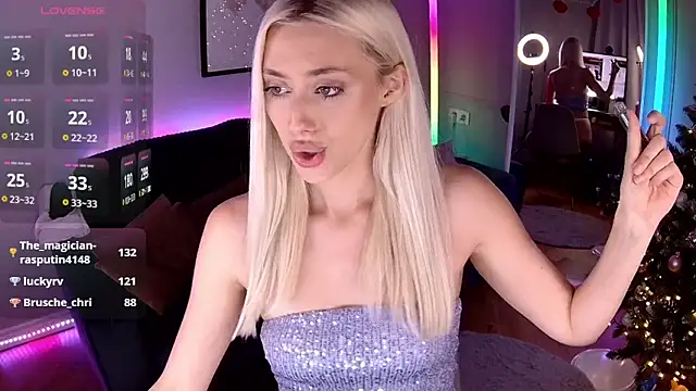 LoryWood online show from 01.17.25