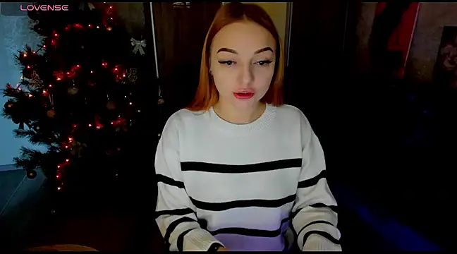 Snapshot of Stella__Cox chatting on 12.27.24 Stella Cox online show from 12.27.24
