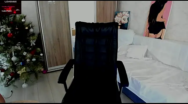 Snapshot of Stella__Cox chatting on 01.13.25 Stella Cox online show from 01.13.25