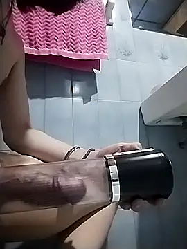 Snapshot of Efhesa6x chatting on 09.11.25 Efhesa6x online show from 09.11.25