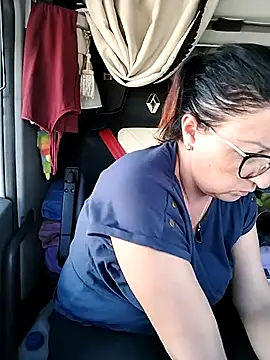 cuplubijoanna online show from 10.26.25