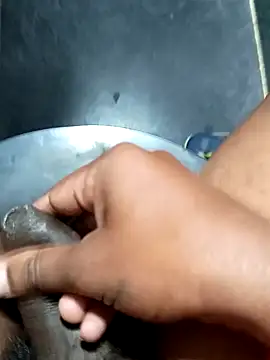 Snapshot of SexyMama_boy chatting on 01.21.25 SexyMama boy online show from 01.21.25