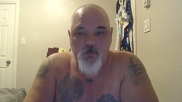 Snapshot of Newfiesausage1972 chatting on 03.12.25 Newfiesausage1972 online show from 03.12.25