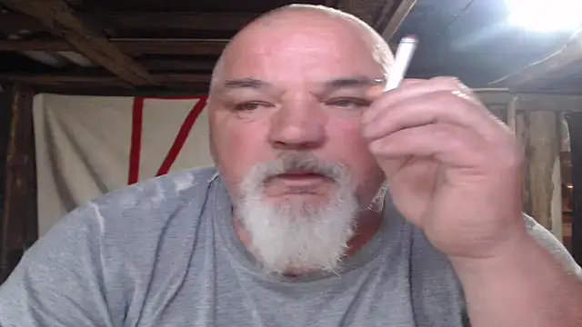 Snapshot of Newfiesausage1972 chatting on 05.14.26 Newfiesausage1972 online show from 05.14.26