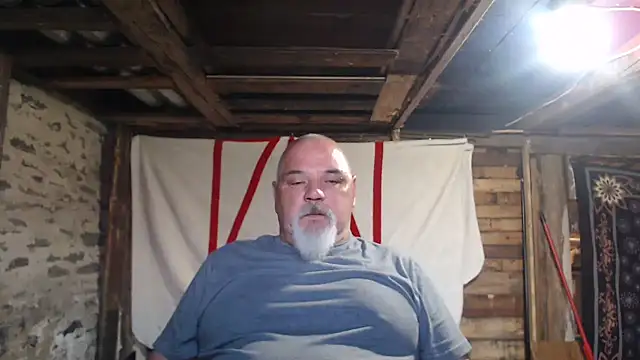 Snapshot of Newfiesausage1972 chatting on 05.18.26 Newfiesausage1972 online show from 05.18.26