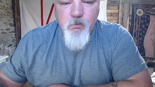 Snapshot of Newfiesausage1972 chatting on 05.20.26 Newfiesausage1972 online show from 05.20.26