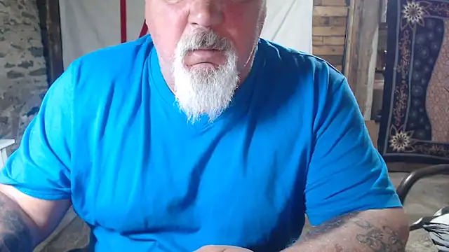 Snapshot of Newfiesausage1972 chatting on 06.20.26 Newfiesausage1972 online show from 06.20.26