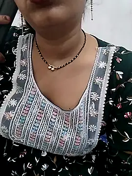 Snapshot of Simaran_bhabhi chatting on 07.28.26 Simaran bhabhi online show from 07.28.26