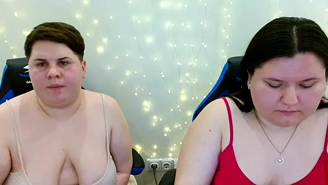 BeckyAndHellen online show from 04.07.26