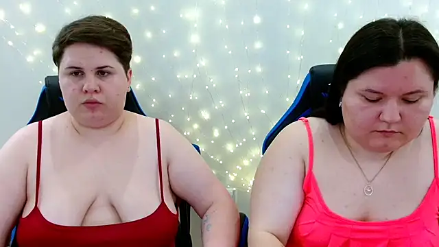 BeckyAndHellen online show from 07.10.26