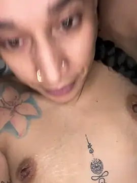 Snapshot of Shuggabutt chatting on 01.25.25 Shuggabutt online show from 01.25.25