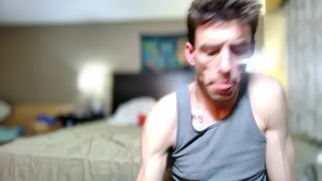 Snapshot of savageconfidence chatting on 11.20.25 savageconfidence online show from 11.20.25