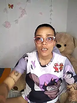 Snapshot of Yaumiko chatting on 02.06.26 Yaumiko online show from 02.06.26