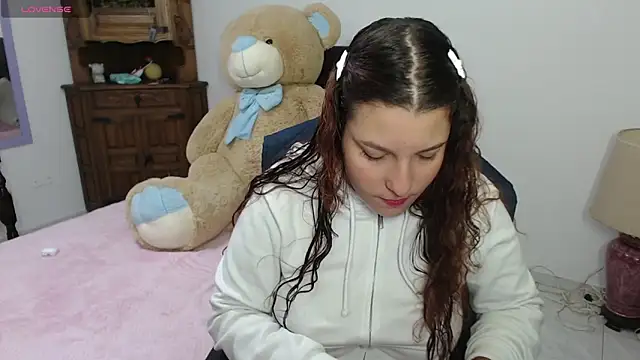 alexia 87 online show from 04.28.26
