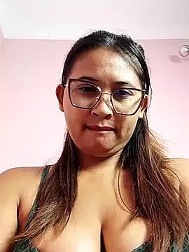 Snapshot of karen_sexy69 chatting on 07.06.26 karen sexy69 online show from 07.06.26