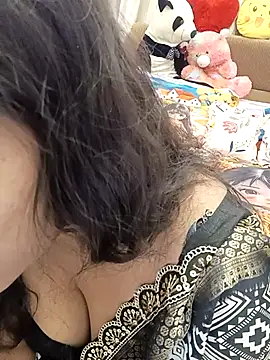 Divya girl online show from 06.17.26