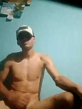 Snapshot of Denilgarri chatting on 11.08.25 Denilgarri online show from 11.08.25