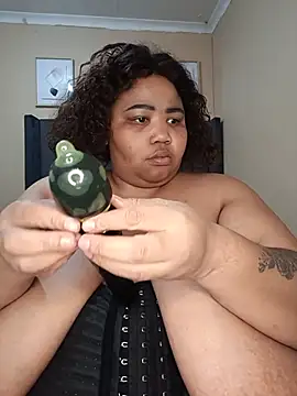 Snapshot of XXSEXYBBW94 chatting on 07.12.26 XXSEXYBBW94 online show from 07.12.26