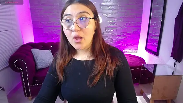 conniejames m online show from 05.04.26