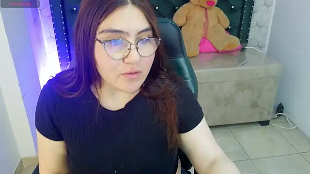 conniejames m online show from 05.12.26