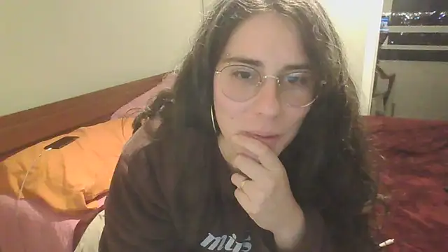 atenealovve 77 online show from 10.24.25