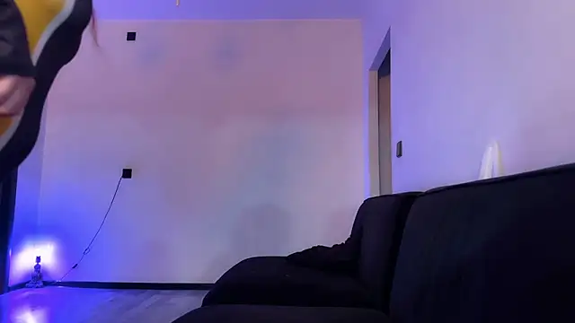 Chaptertoo online show from 11.13.25