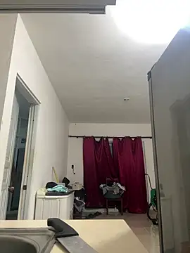 Snapshot of luismanuel_1998 chatting on 03.15.26 luismanuel 1998 online show from 03.15.26