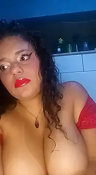 Snapshot of Thifanyvip22 chatting on 01.12.25 Thifanyvip22 online show from 01.12.25