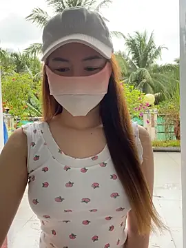 BabyThree  online show from 09.09.25