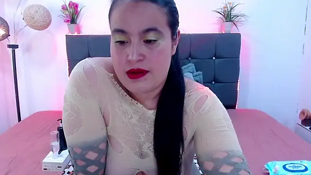 Snapshot of mia_xx1 chatting on 02.05.26 mia xx1 online show from 02.05.26