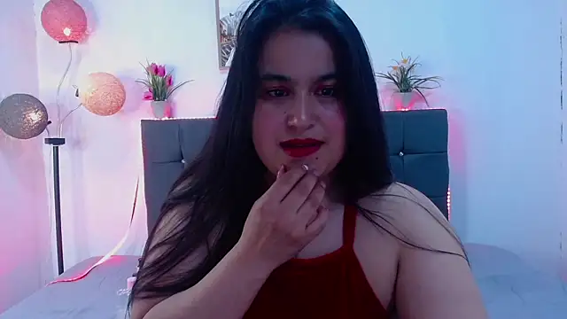 Snapshot of mia_xx1 chatting on 02.15.26 mia xx1 online show from 02.15.26