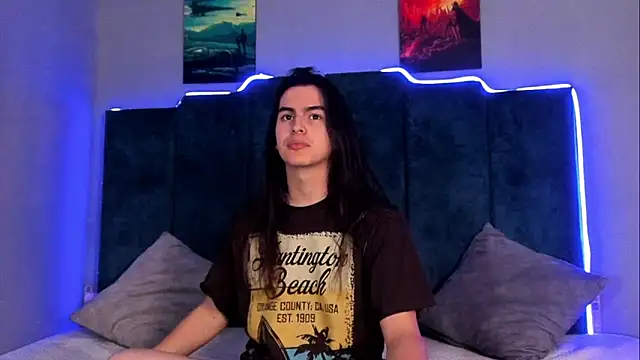 Snapshot of sky_link_ chatting on 10.05.25 sky link  online show from 10.05.25