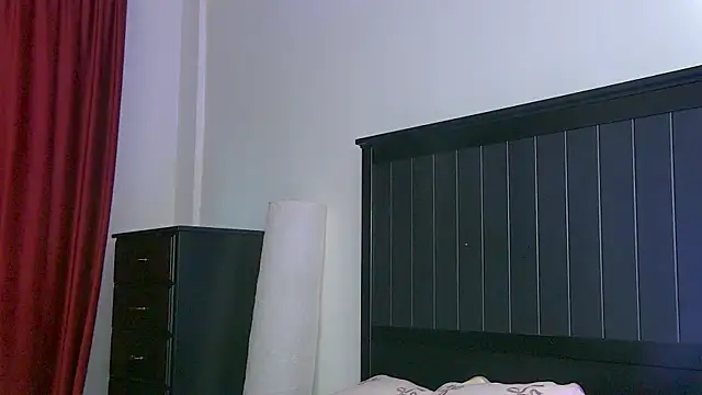 Snapshot of Yanira_Muslim chatting on 05.19.26 Yanira Muslim online show from 05.19.26