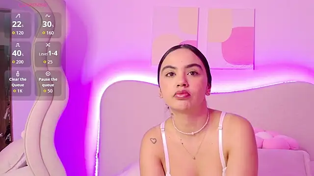 innocentlady  online show from 10.17.25