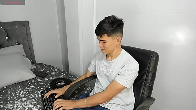 Jacobb Lee online show from 12.27.24