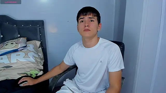 Jacobb Lee online show from 12.02.25