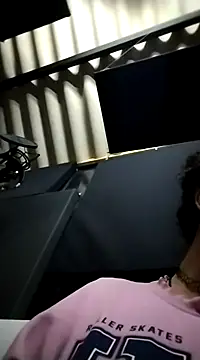 rebekka simpson online show from 01.06.25