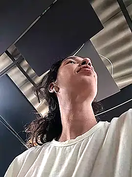 rebekka simpson online show from 03.10.25