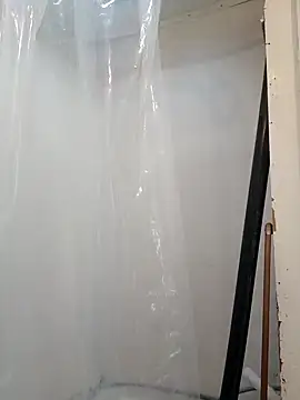 allissonw13 online show from 01.19.25