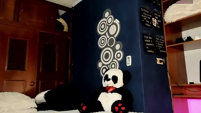 Snapshot of Teo_skinny chatting on 03.18.26 Teo skinny online show from 03.18.26