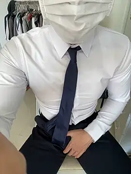 Snapshot of harrylouis1357 chatting on 03.01.25 harrylouis1357 online show from 03.01.25