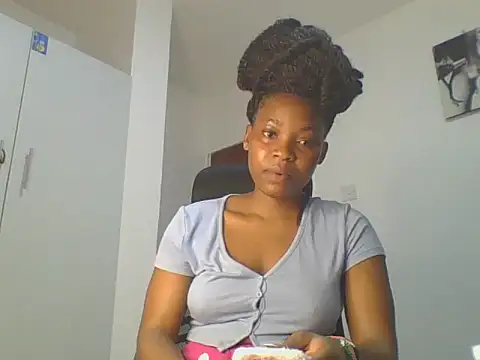 Snapshot of _Becky002 chatting on 05.08.26 Becky002 online show from 05.08.26