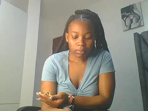 Snapshot of _Becky002 chatting on 05.12.26 Becky002 online show from 05.12.26