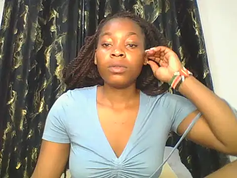 Snapshot of _Becky002 chatting on 05.13.26 Becky002 online show from 05.13.26