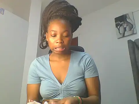 Snapshot of _Becky002 chatting on 05.16.26 Becky002 online show from 05.16.26