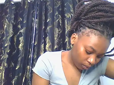 Snapshot of _Becky002 chatting on 05.19.26 Becky002 online show from 05.19.26