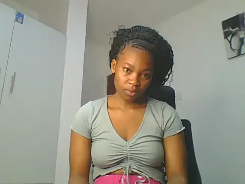 Snapshot of _Becky002 chatting on 05.25.26 Becky002 online show from 05.25.26