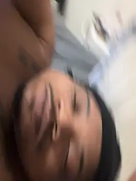 Snapshot of dolo_flex chatting on 12.13.25 dolo flex online show from 12.13.25